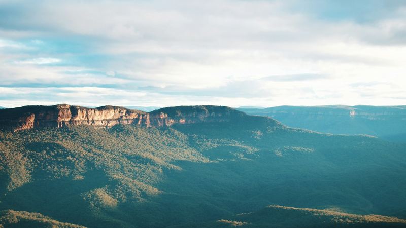 Cliffs and a misty valley in the Blue Mountains