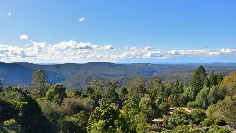 The view across the ranges from Mount Tomah