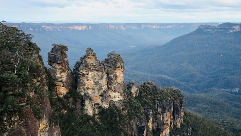 The Three Sisters seen from Echo Point, Katoomba
